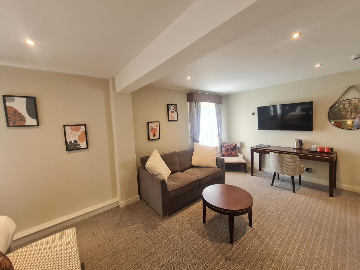 Blue Bell Lodge Hotel Middlesbrough Exteriör bild