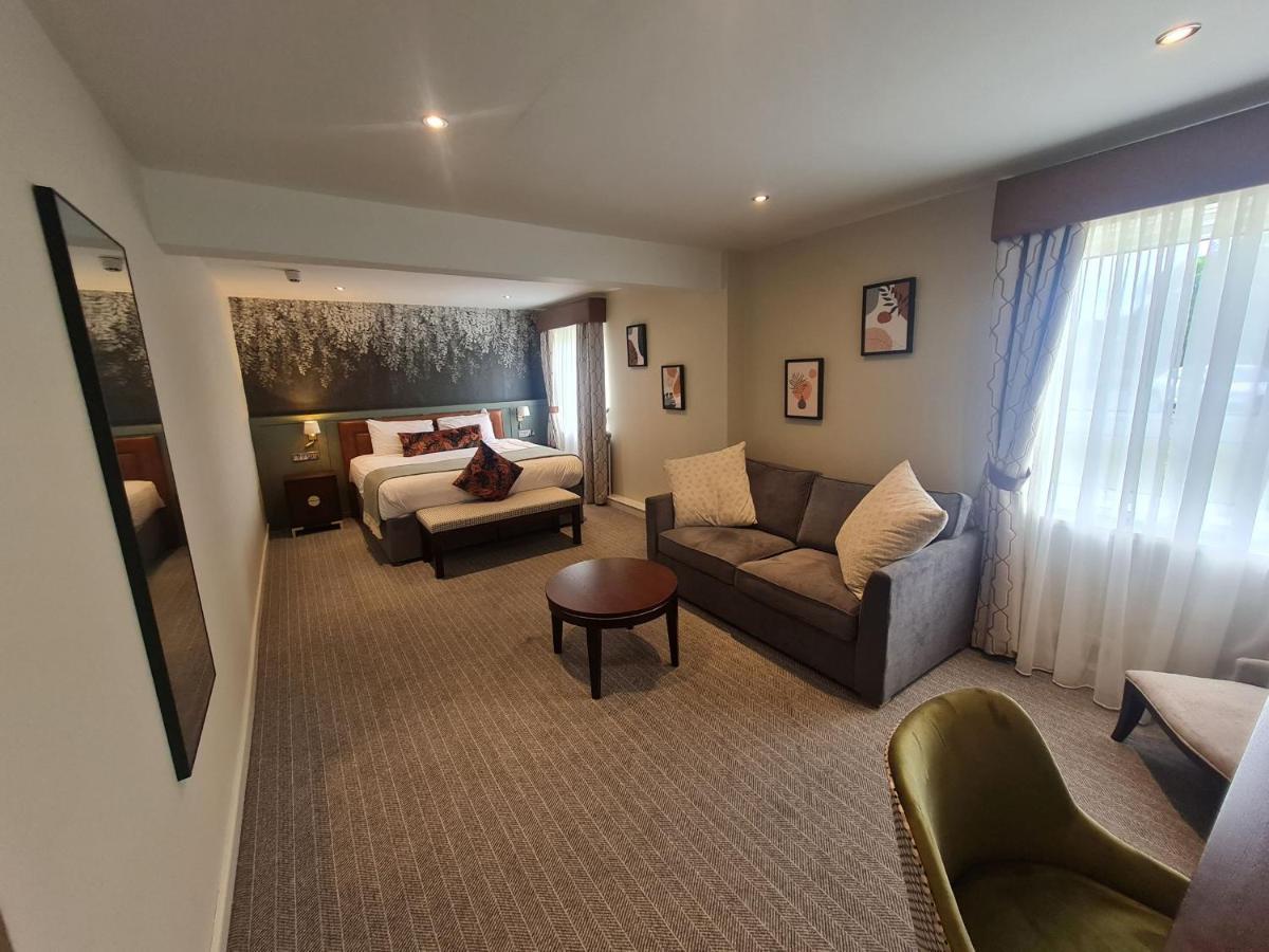 Blue Bell Lodge Hotel Middlesbrough Exteriör bild